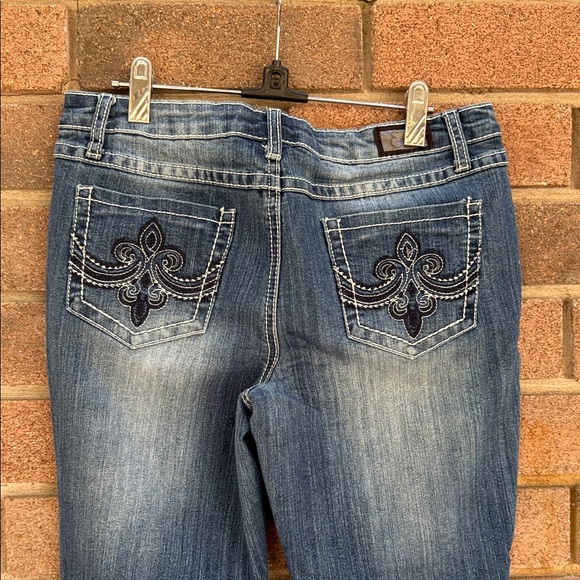 Earl Jeans Skinny Cut Medium Wash Denim Embroidered Pockets Size 8P - Picture 6 of 11